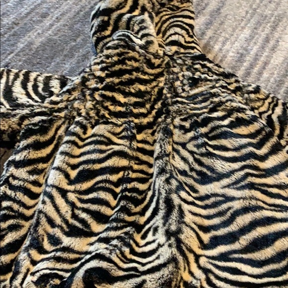 Fur coat - Picture 5 of 5